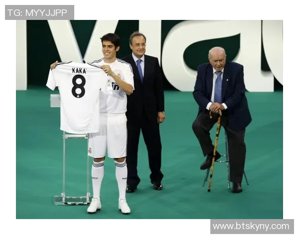 当代足球巨星崛起之路:从天才少年到全球偶像的奋斗与荣耀 当代足球巨星崛起之路:从天才少年到全球偶像的奋斗与荣耀